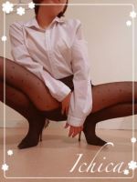 パンスト美脚で…