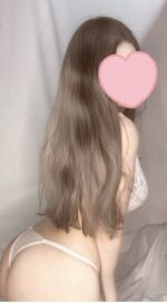 週末出勤してま…