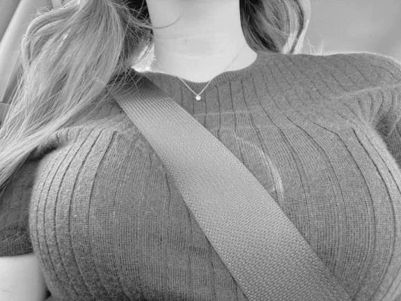 (ღ✪ｖ✪)♡♡