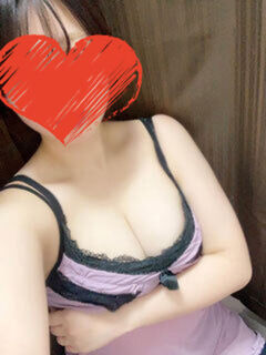 れいなF乳娘(⁠⁠ꈍ⁠ᴗ⁠ꈍ⁠)【完売】